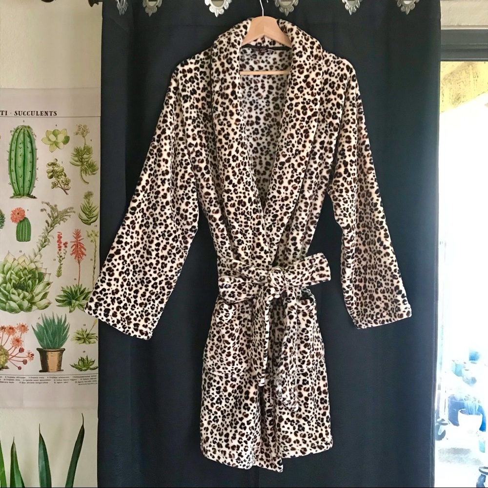 Cheetah Print Plush Bathrobe